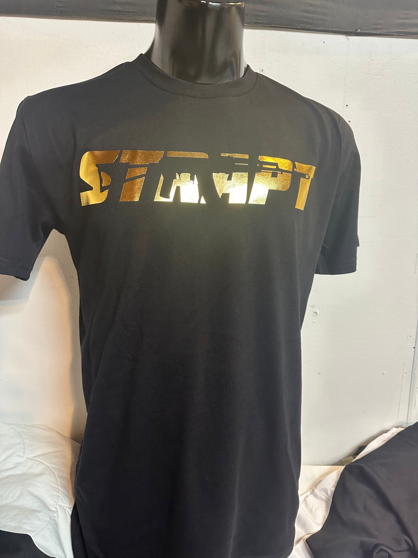 STRAPT T SHIRT